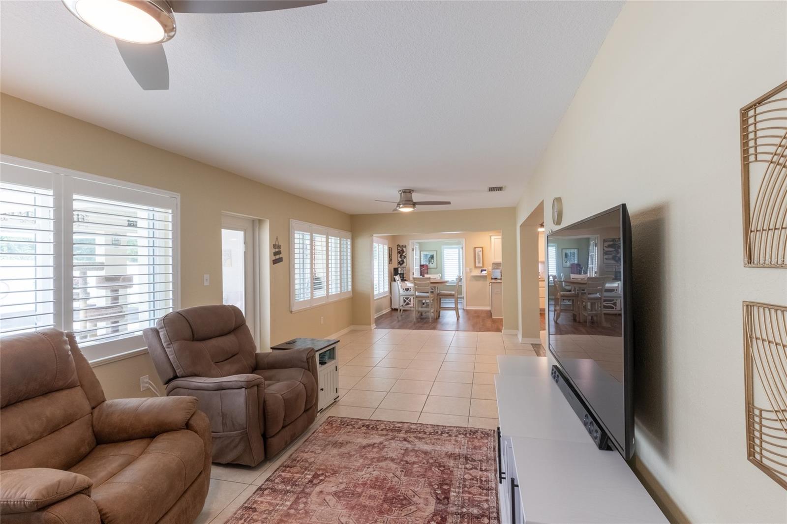 100 Captiva Ct Ne Property Photo 15