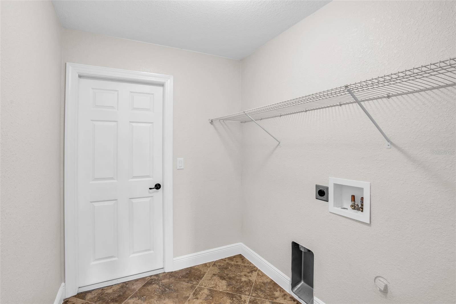 915 Se 33rd Ter Property Photo 28