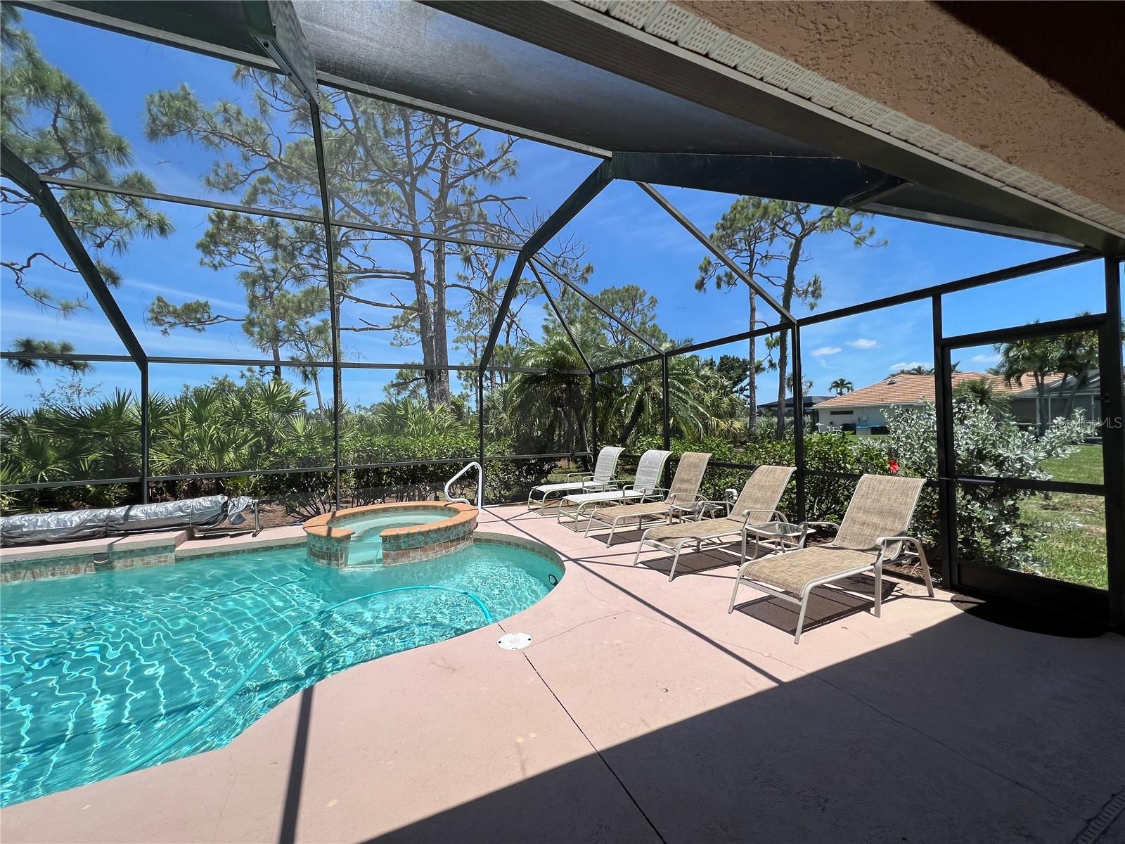 4005 Big Pass Ln Property Photo 4
