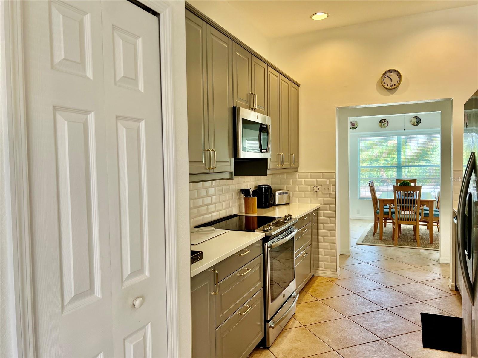 4005 Big Pass Ln Property Photo 10