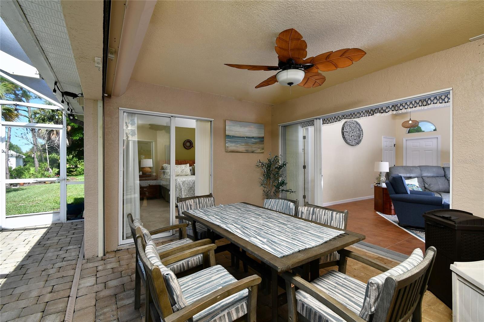 3885 Cape Cole Blvd Property Photo 16