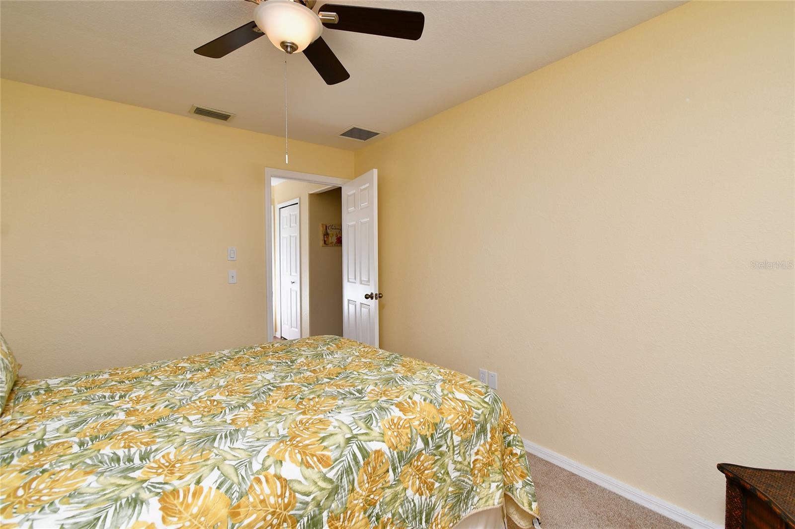 3885 Cape Cole Blvd Property Photo 25
