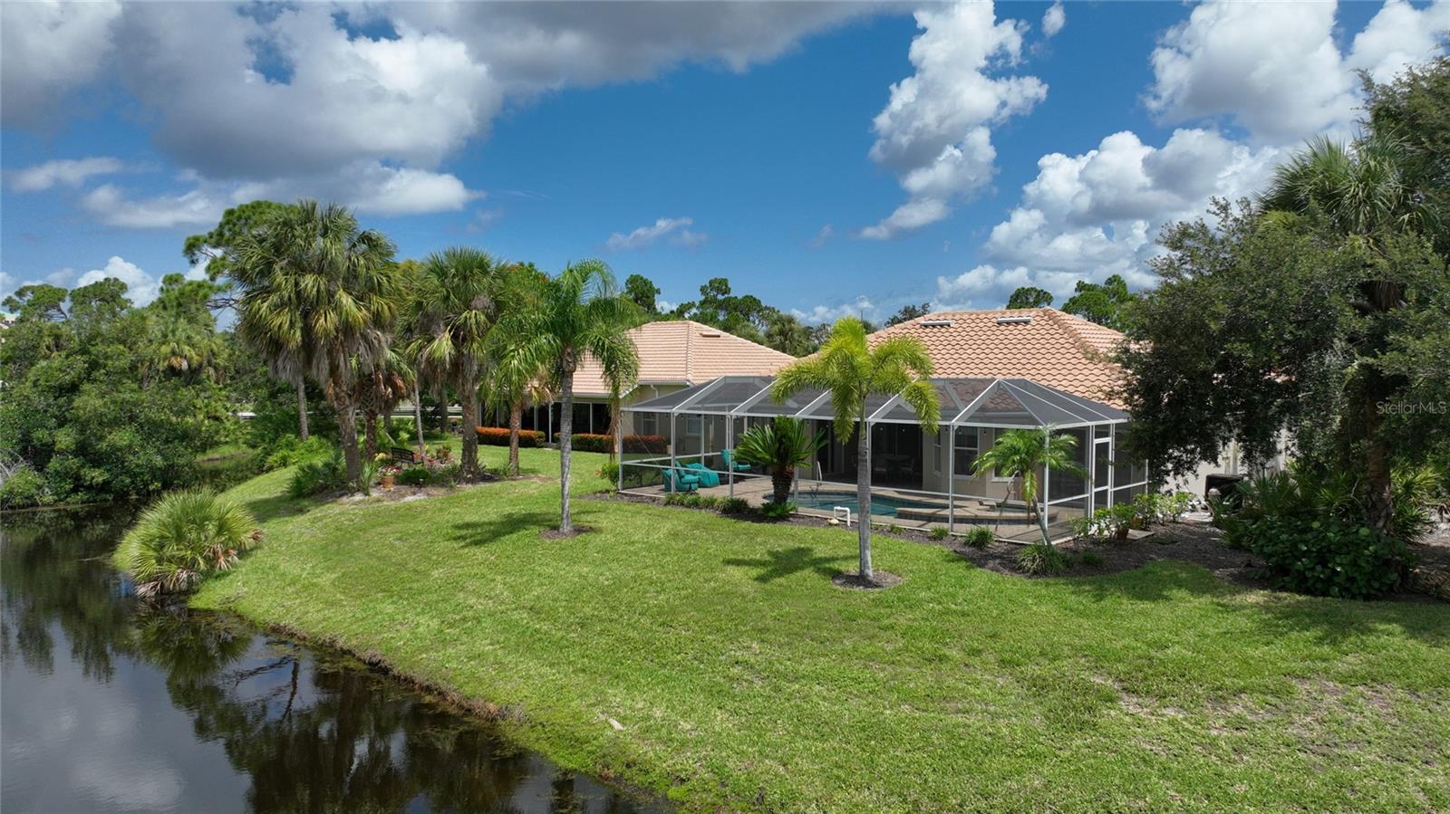3885 Cape Cole Blvd Property Photo 32