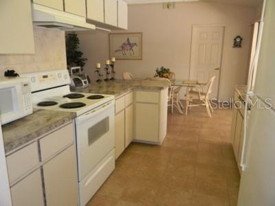 18371 Edgewater Dr Property Photo 3