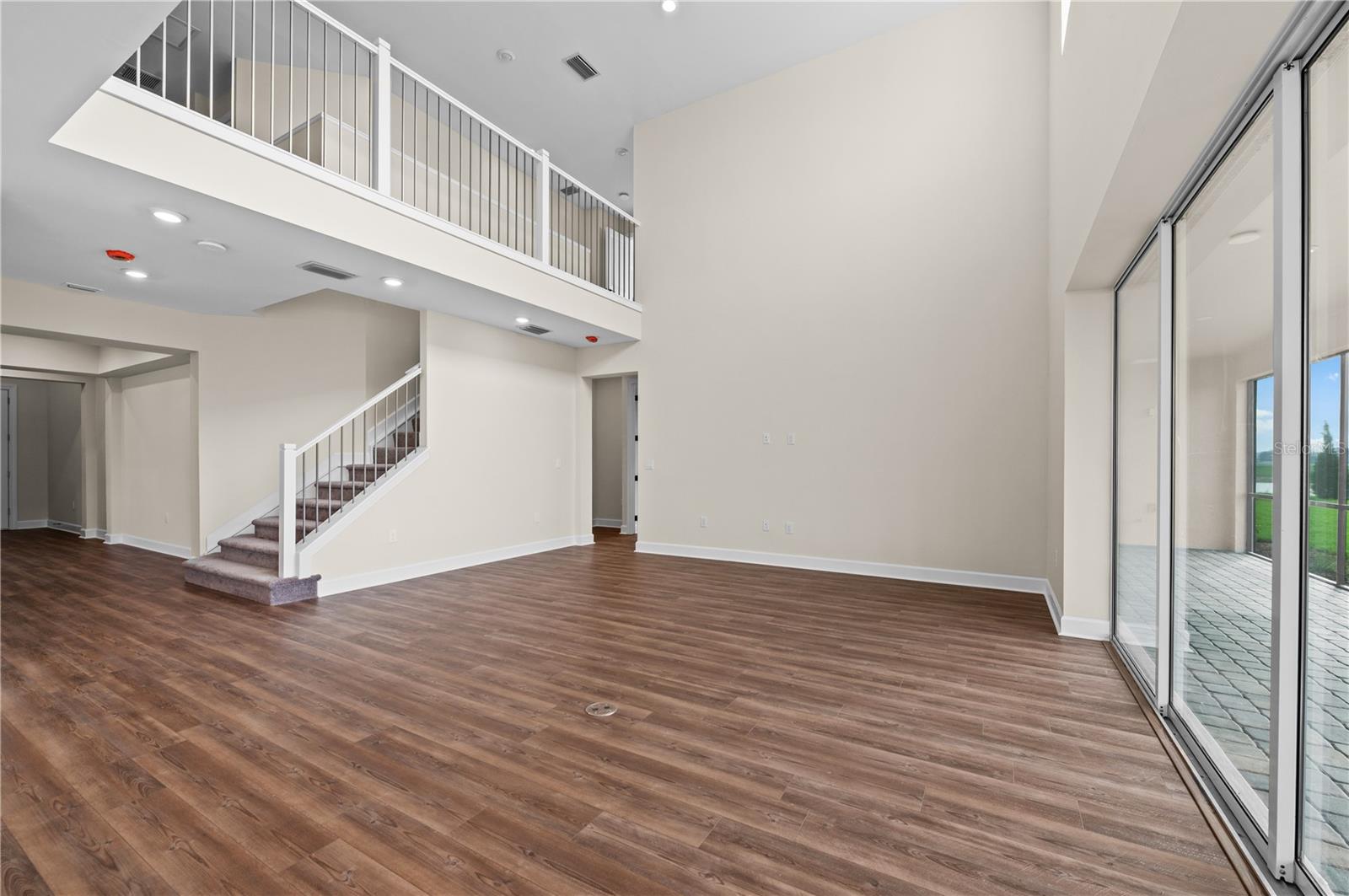 42548 Little Ridge Rd Property Photo 13