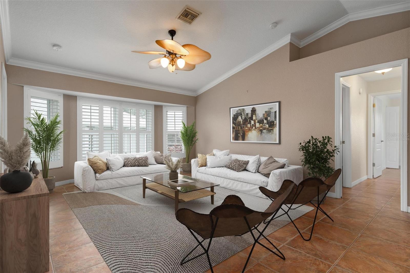 5149 Latham Ter Property Photo 8