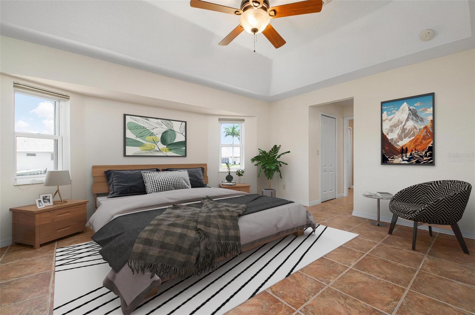 5149 Latham Ter Property Photo 10
