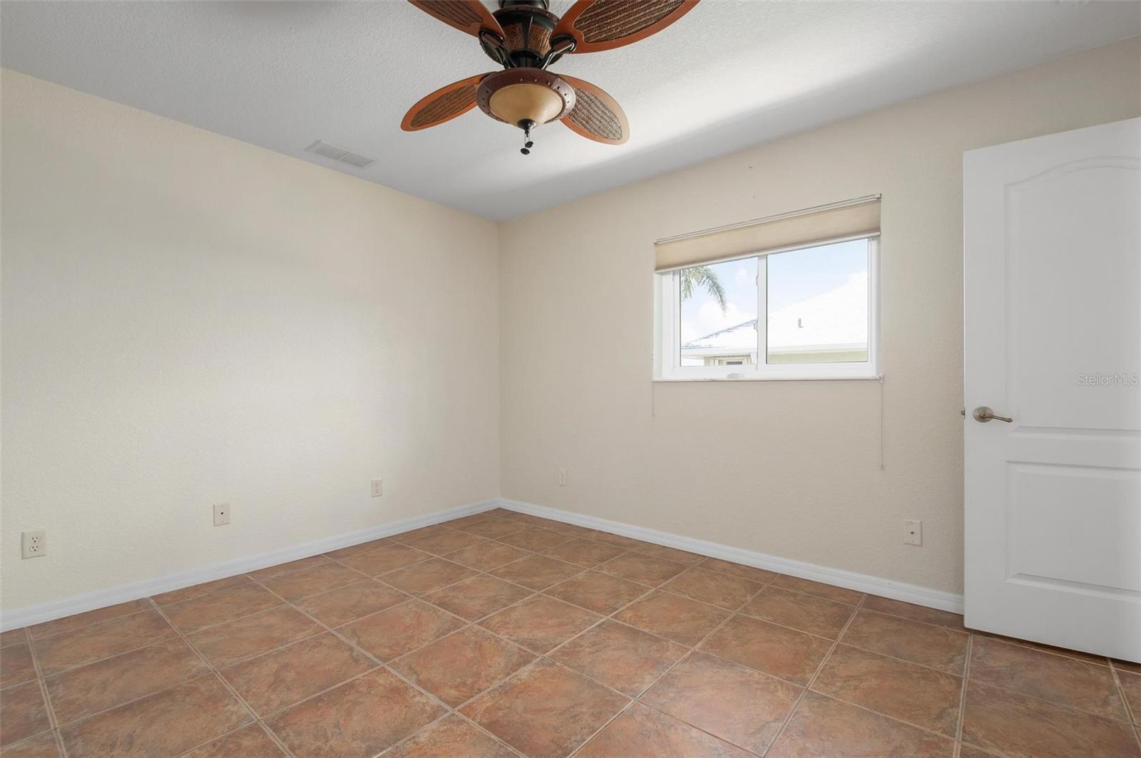 5149 Latham Ter Property Photo 30