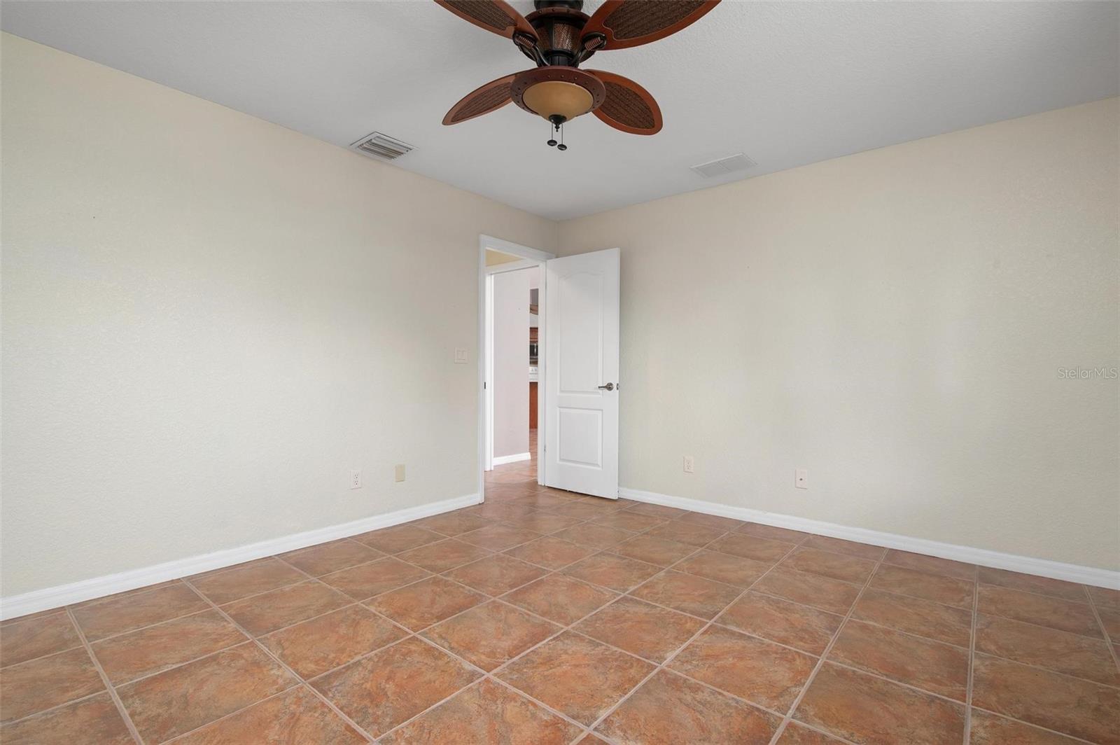 5149 Latham Ter Property Photo 34