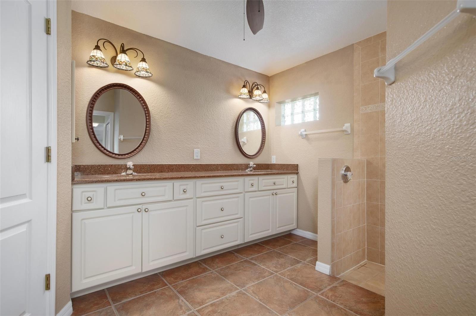 5149 Latham Ter Property Photo 49