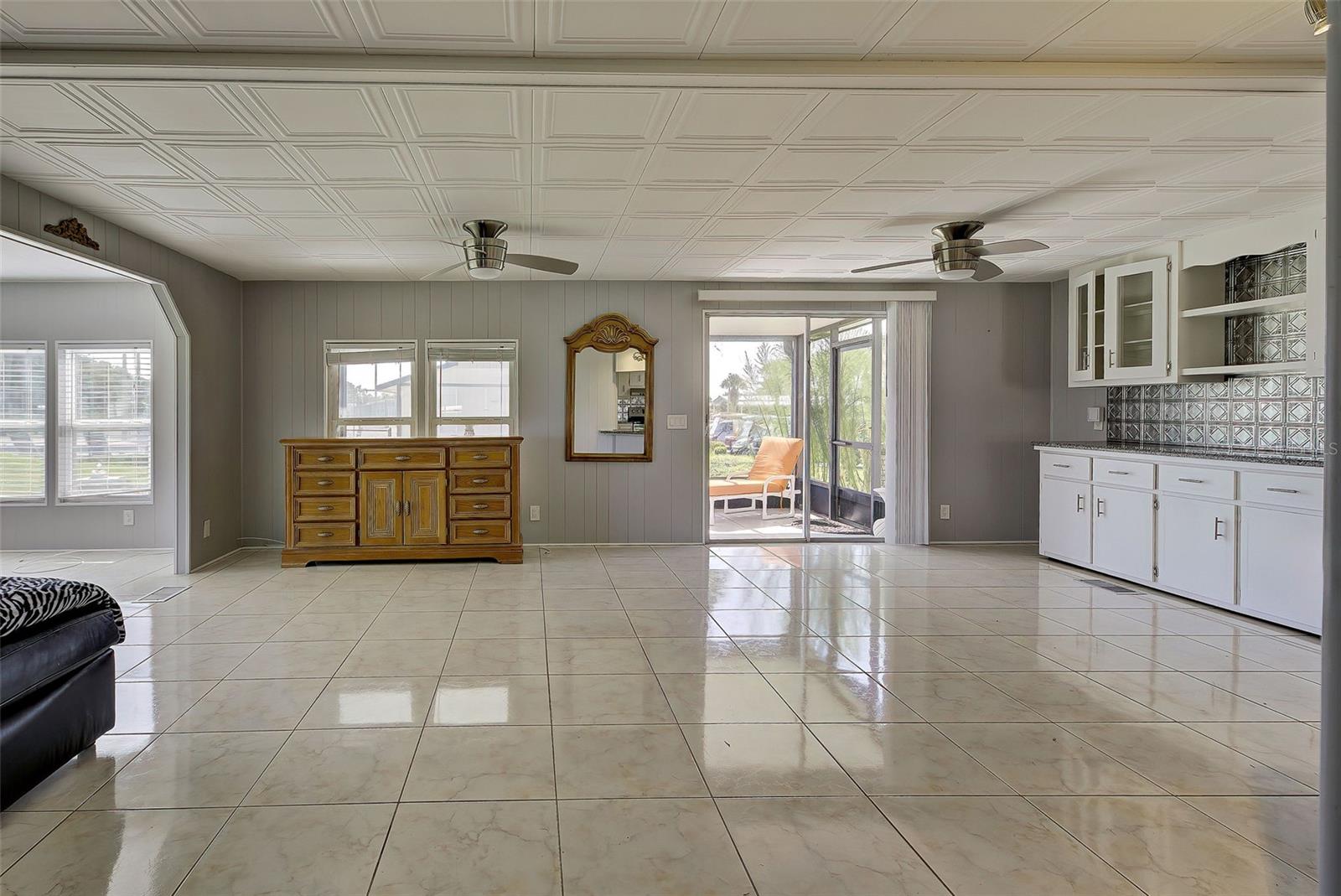 2100 Kings Hwy #885 Property Photo 14