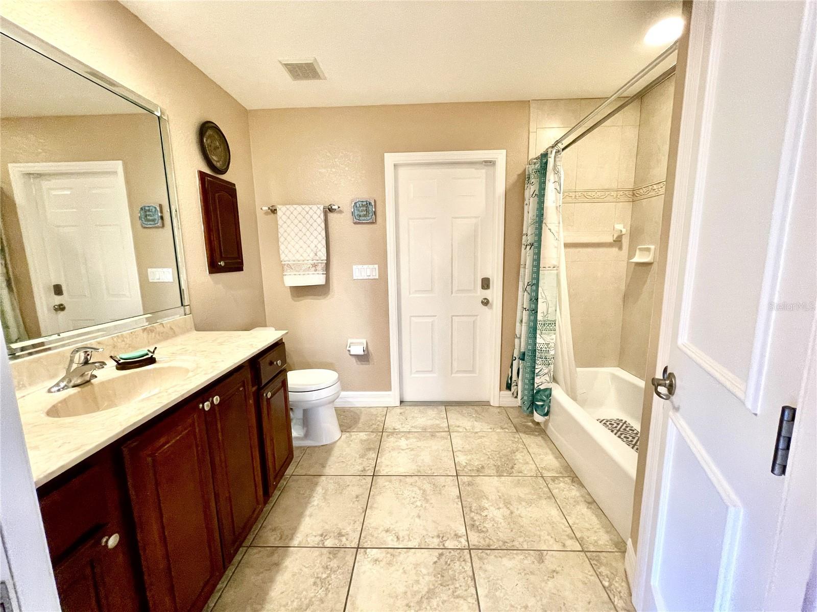 530 Kensington St Property Photo 39