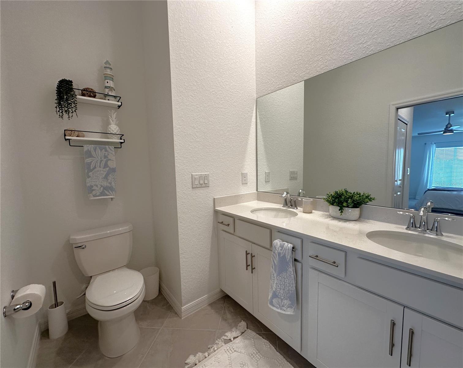 14267 Heritage Landing Blvd #1222 Property Photo 14