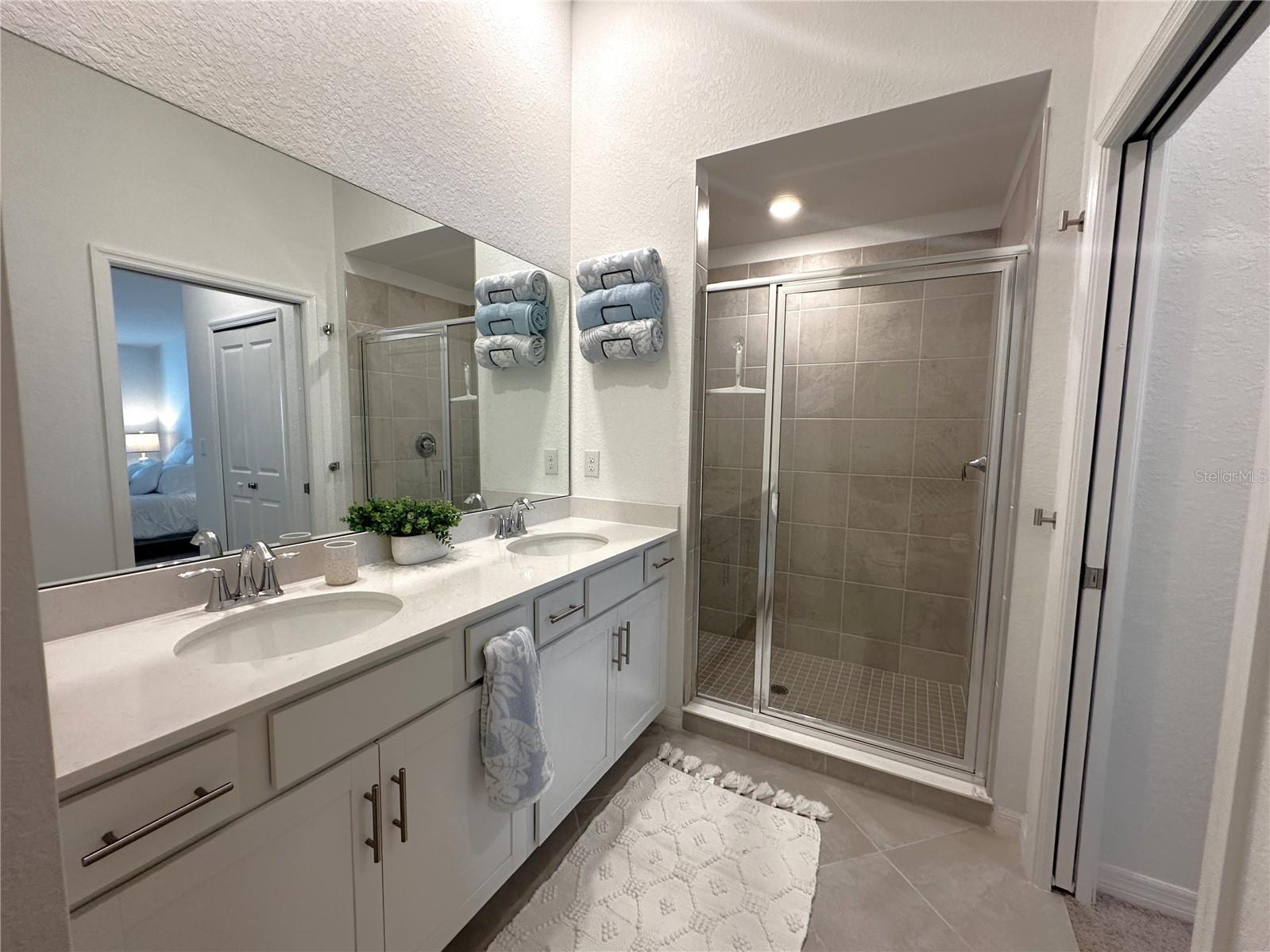14267 Heritage Landing Blvd #1222 Property Photo 15