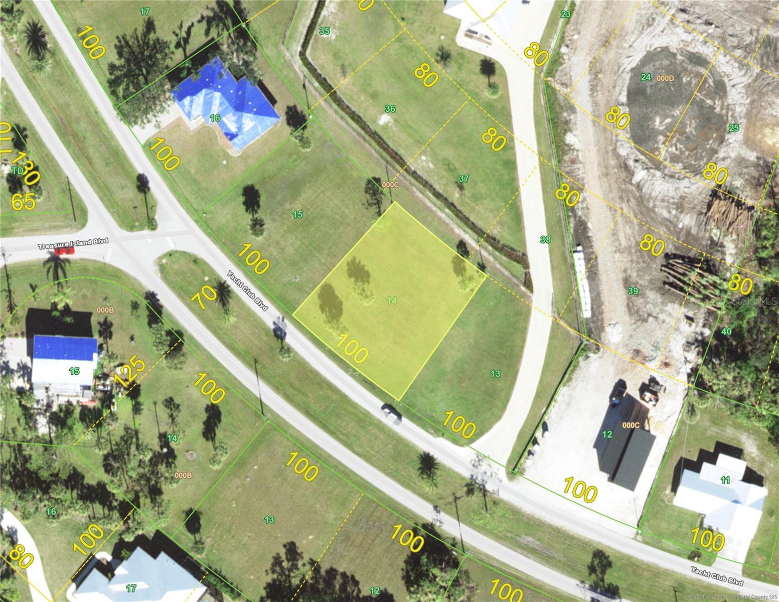 24480 Yacht Club Blvd Property Photo 1
