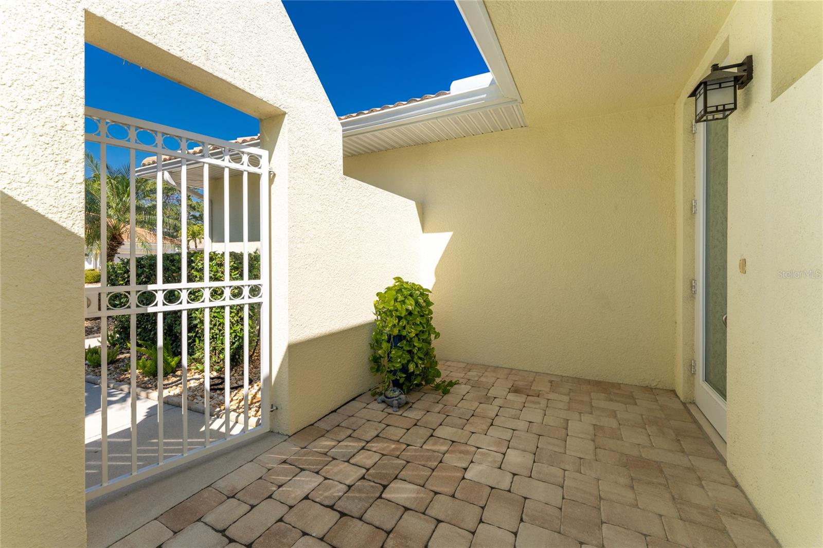 28260 Pablo Picasso Dr Property Photo 28