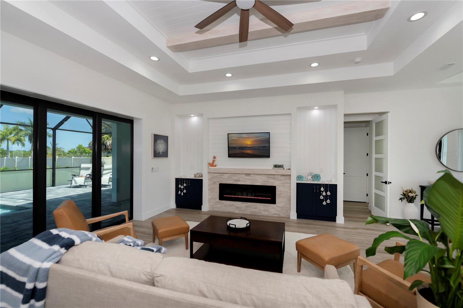 10401 Sunday Dr Property Photo 6