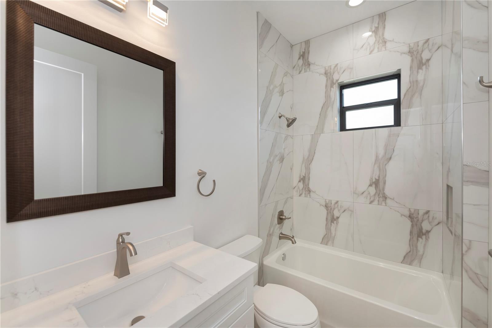 10401 Sunday Dr Property Photo 18