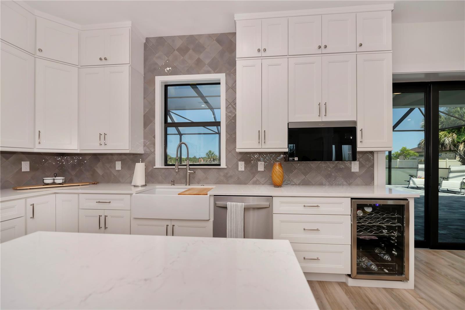 10401 Sunday Dr Property Photo 40