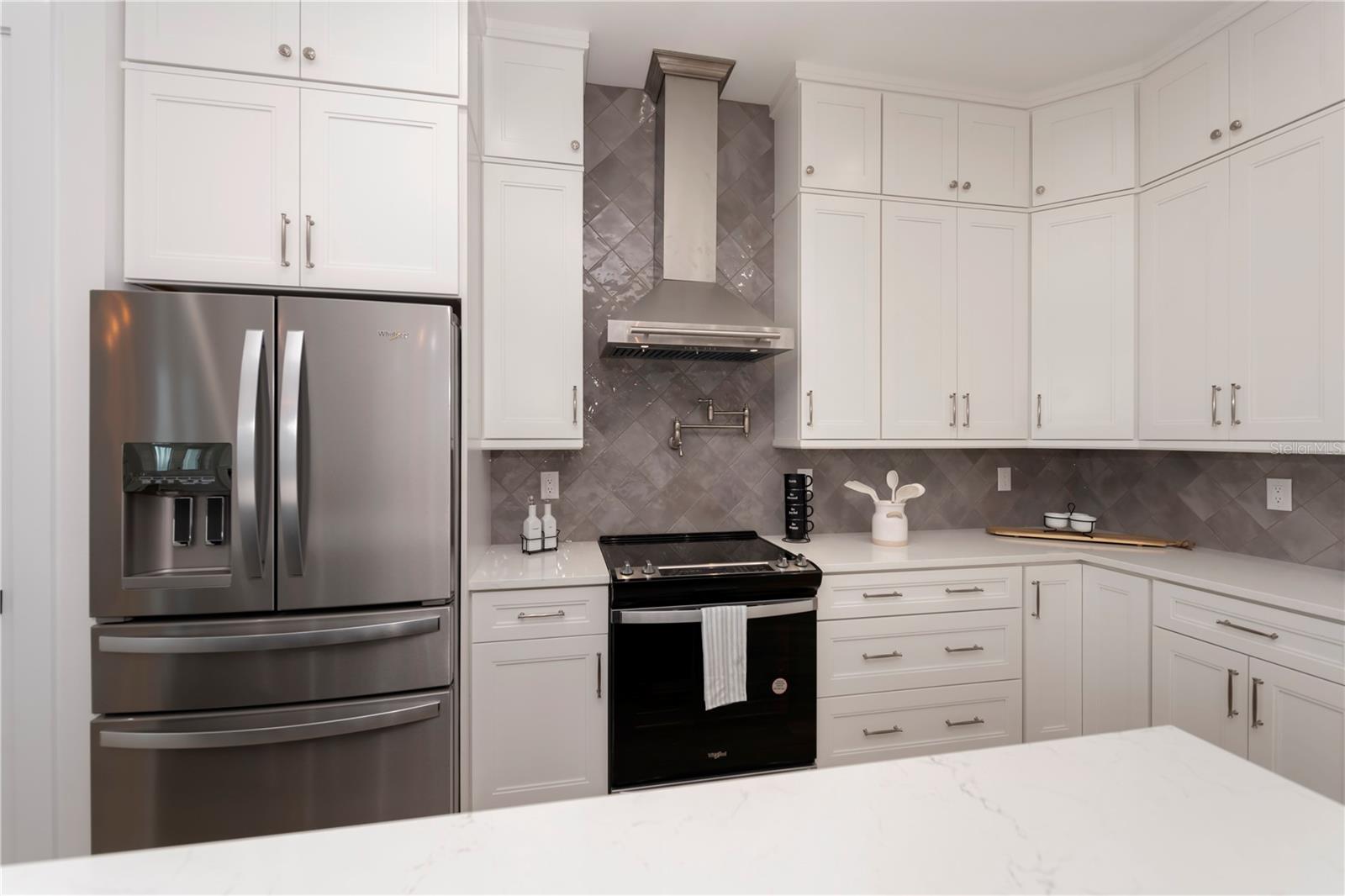 10401 Sunday Dr Property Photo 41
