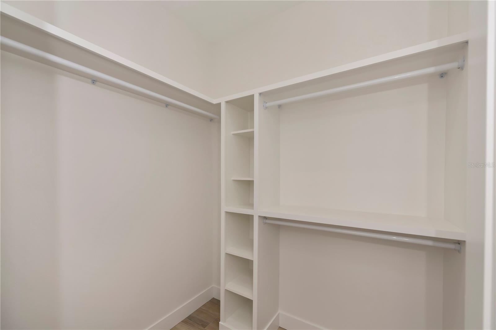 10401 Sunday Dr Property Photo 46