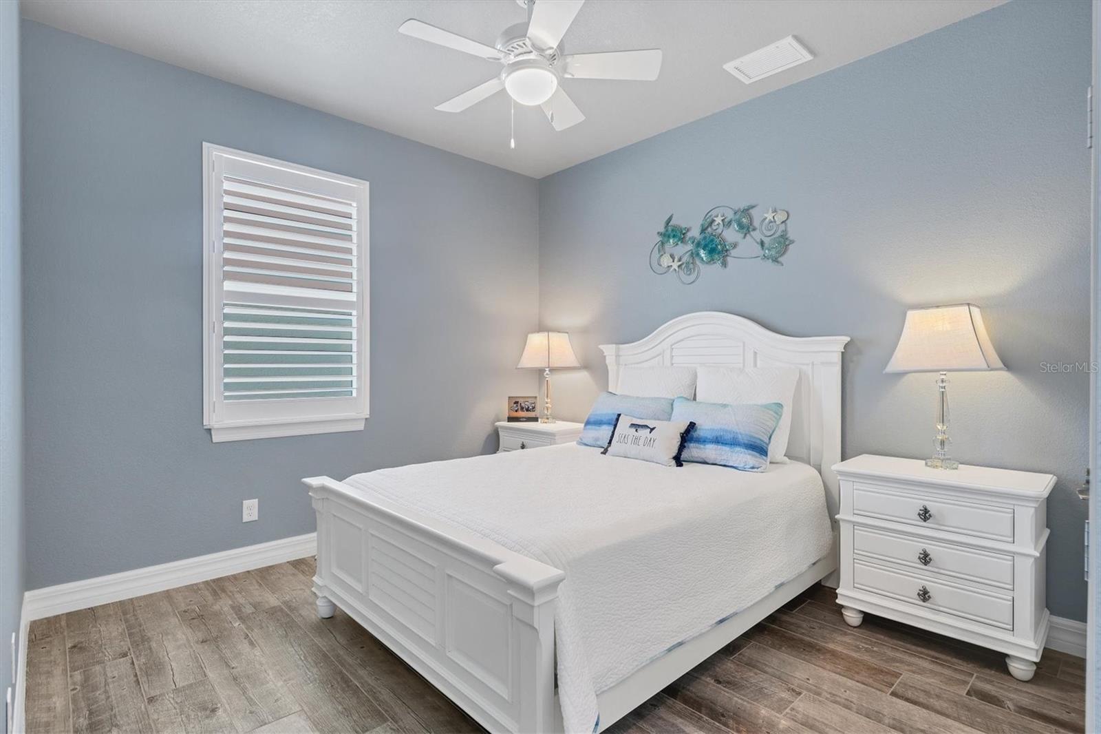 15704 Lakeland Cir Property Photo 35