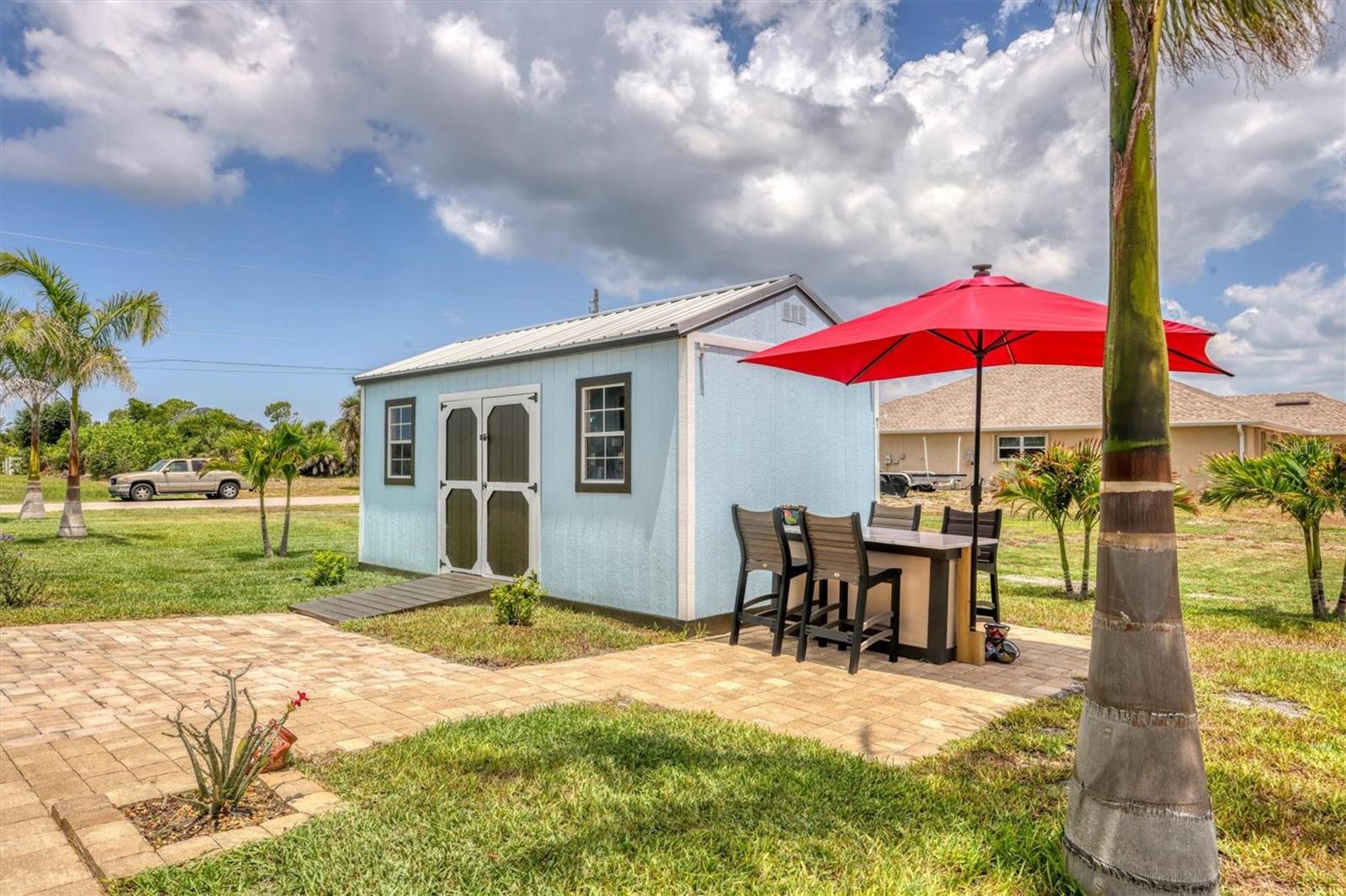 15704 Lakeland Cir Property Photo 49