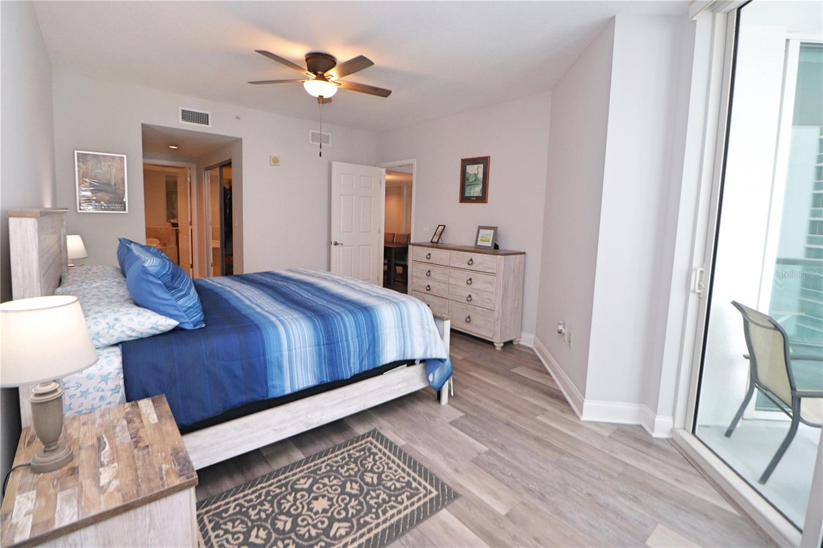 231 Riverside Dr #1106-1 Property Photo 13