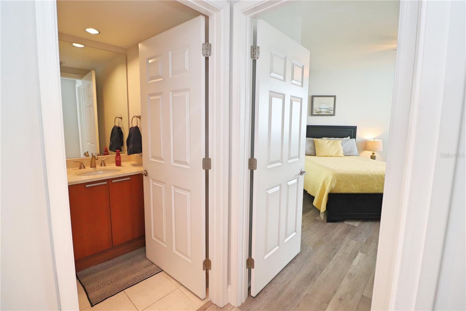 231 Riverside Dr #1106-1 Property Photo 28