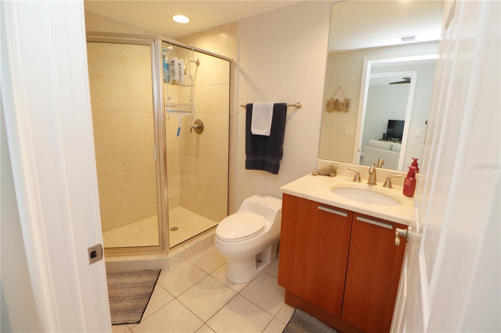 231 Riverside Dr #1106-1 Property Photo 33