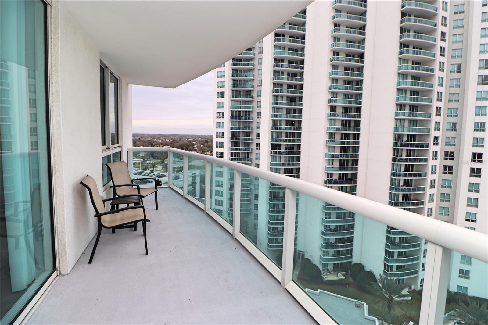 231 Riverside Dr #1106-1 Property Photo 39