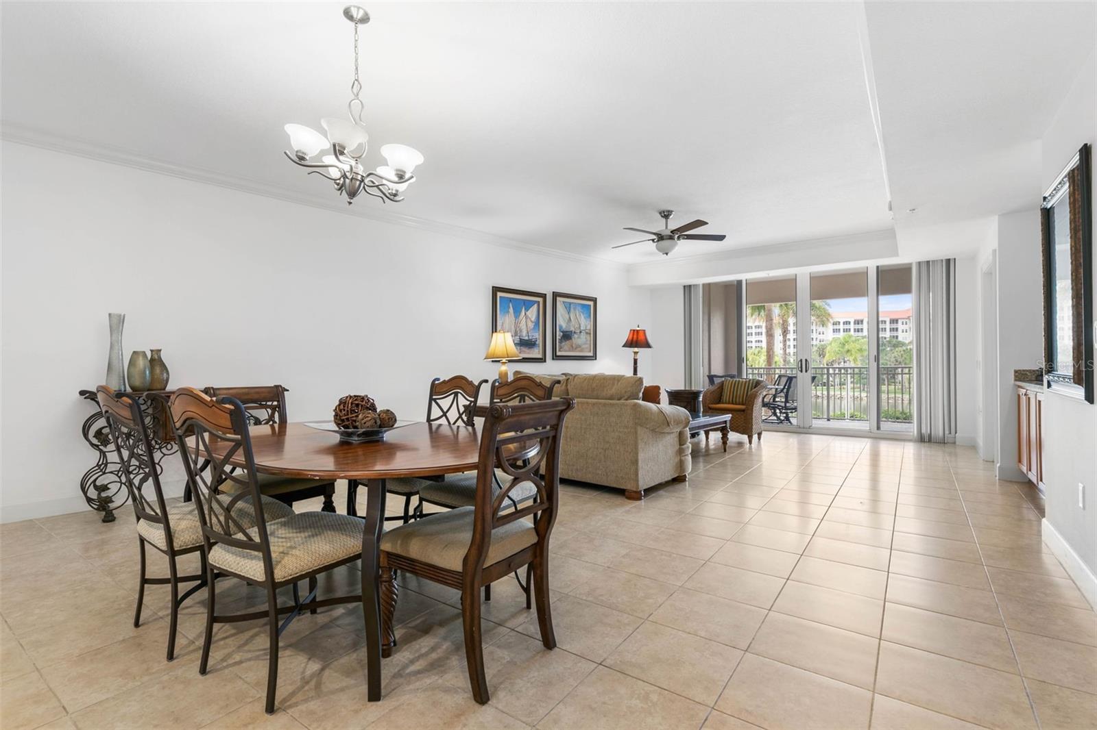102 Yacht Harbor Dr #273 Property Photo 4