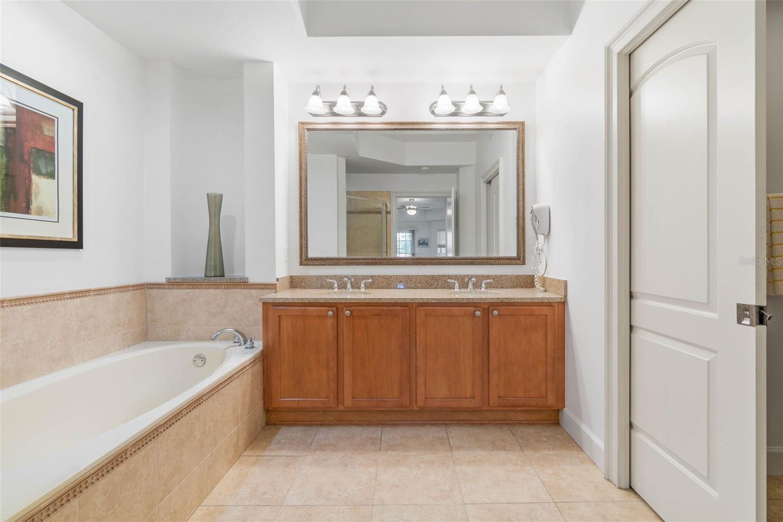 102 Yacht Harbor Dr #273 Property Photo 29