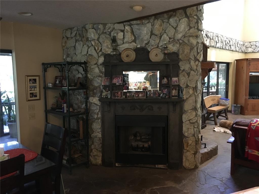 2436 Cr 416n Property Photo 11