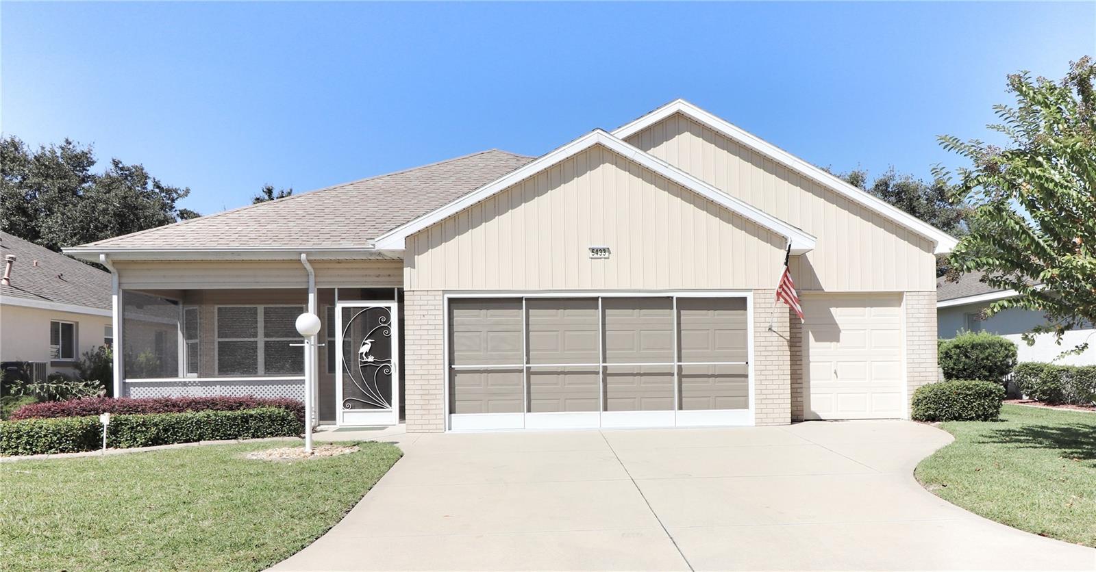 5433 Sir Churchill Dr Property Photo 1