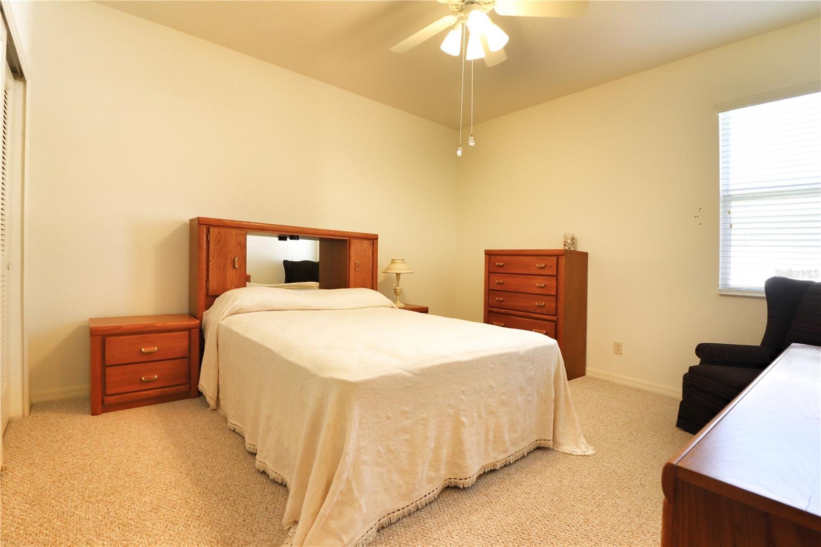 5433 Sir Churchill Dr Property Photo 13