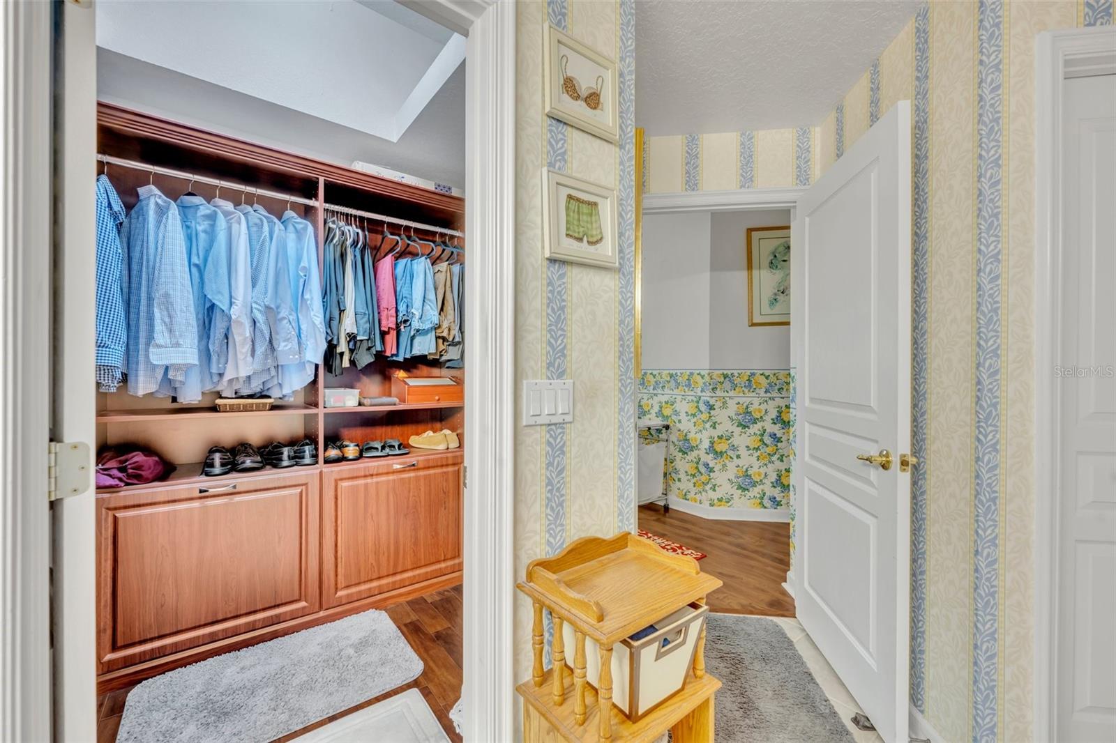 3914 Scarborough Ct Property Photo 25