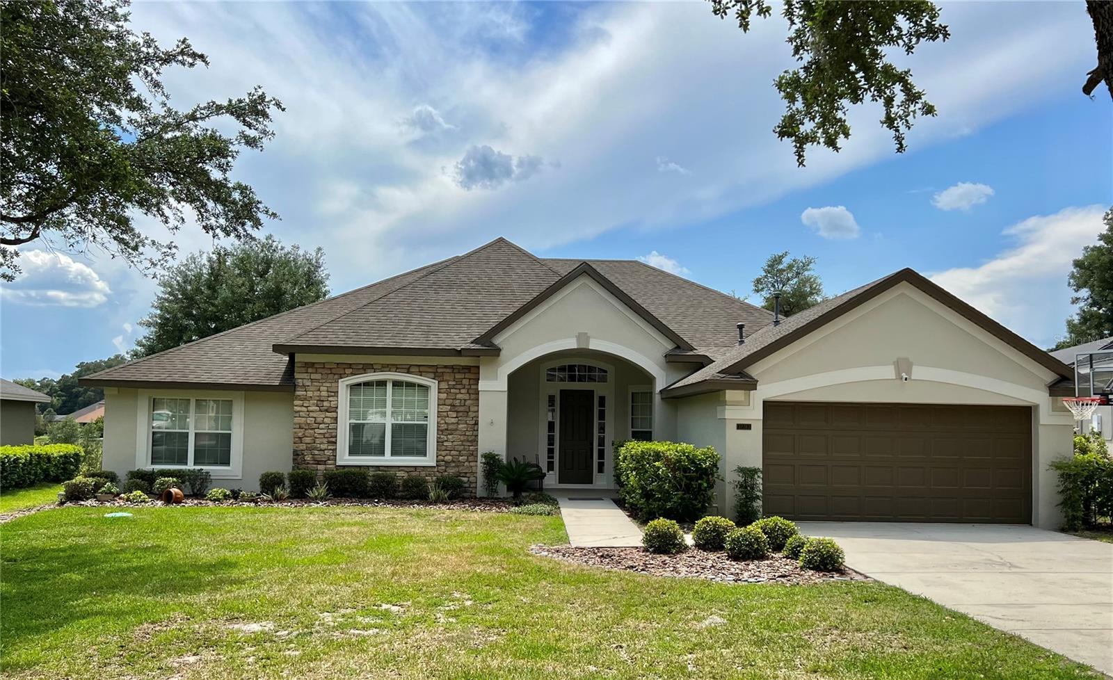 32313 Oak Canopy Dr Property Photo 1