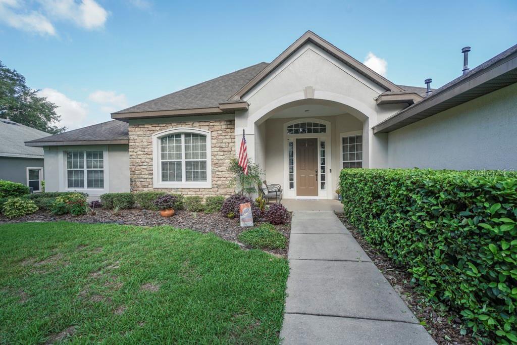 32313 Oak Canopy Dr Property Photo 2