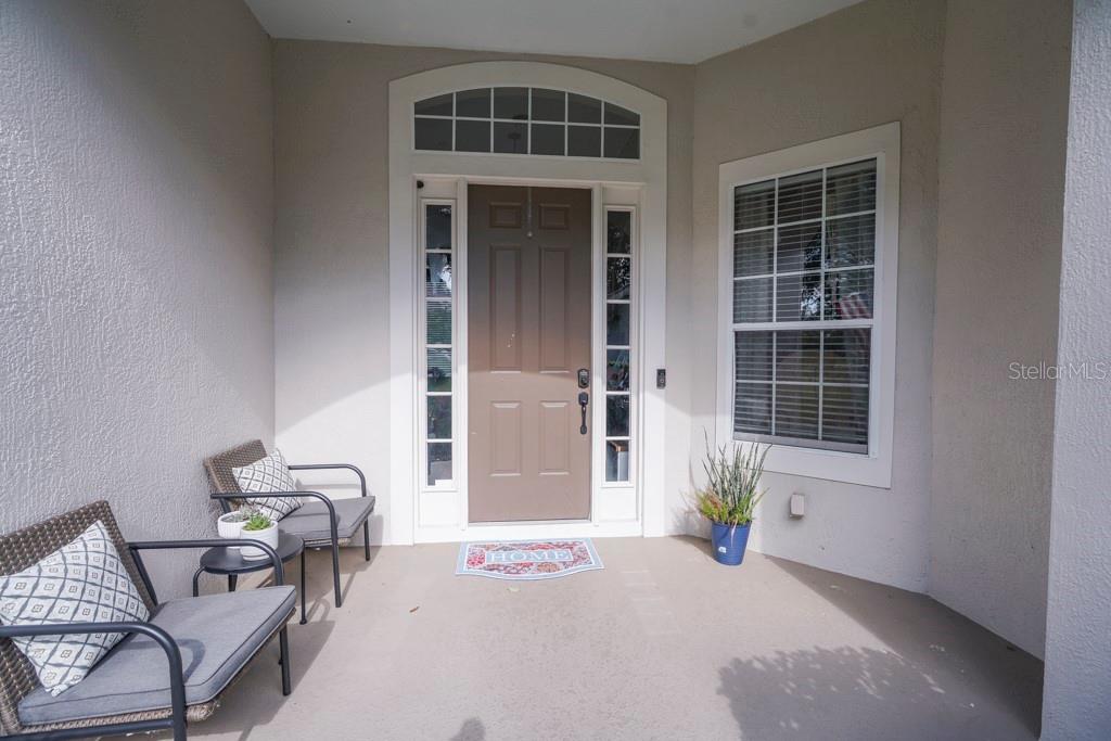 32313 Oak Canopy Dr Property Photo 3