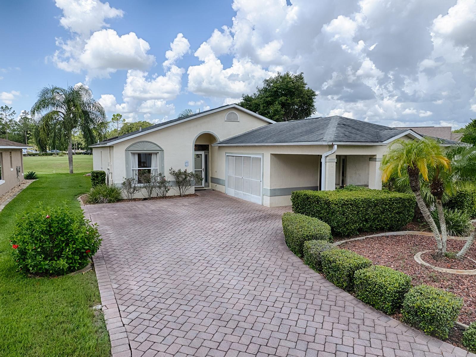 536 Grand Vista Trl Property Photo 4