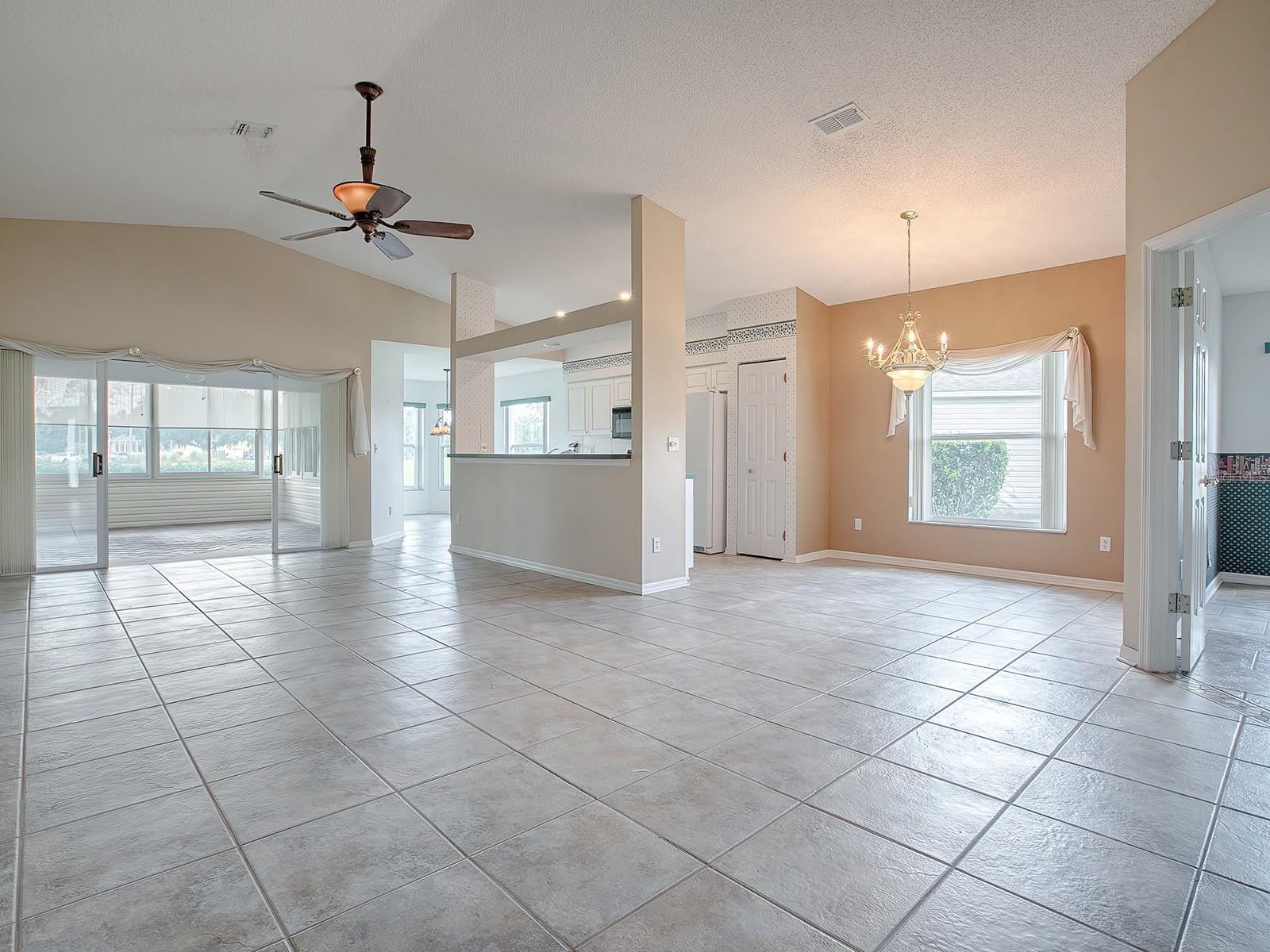 536 Grand Vista Trl Property Photo 9
