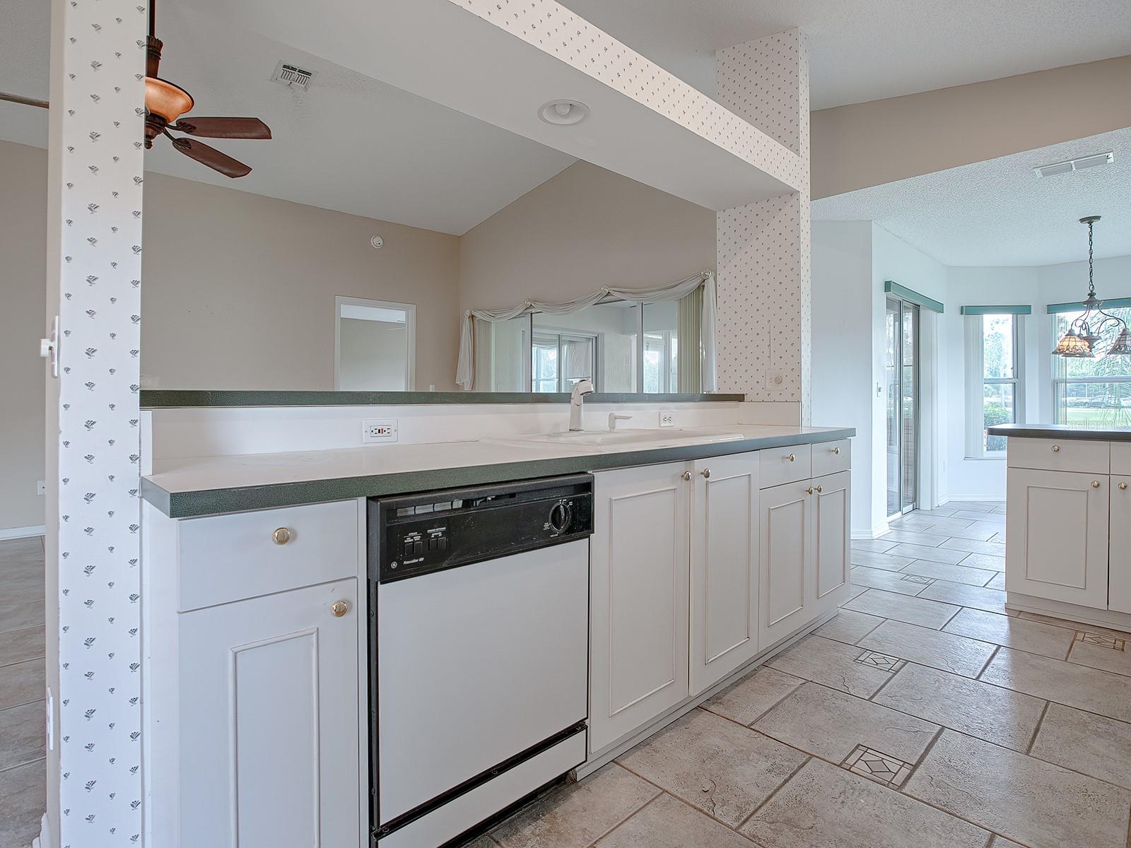 536 Grand Vista Trl Property Photo 18