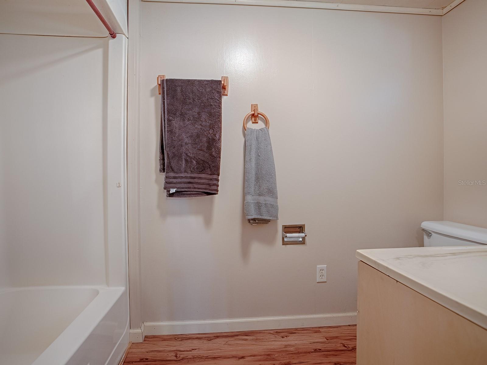 853 Cr 484 Property Photo 14