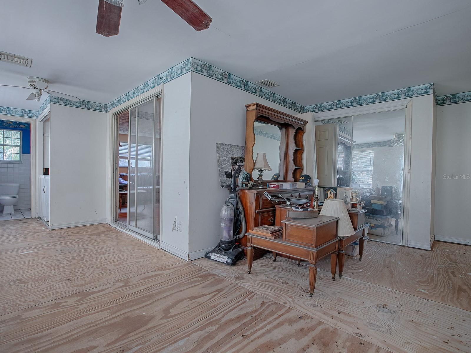 853 Cr 484 Property Photo 16