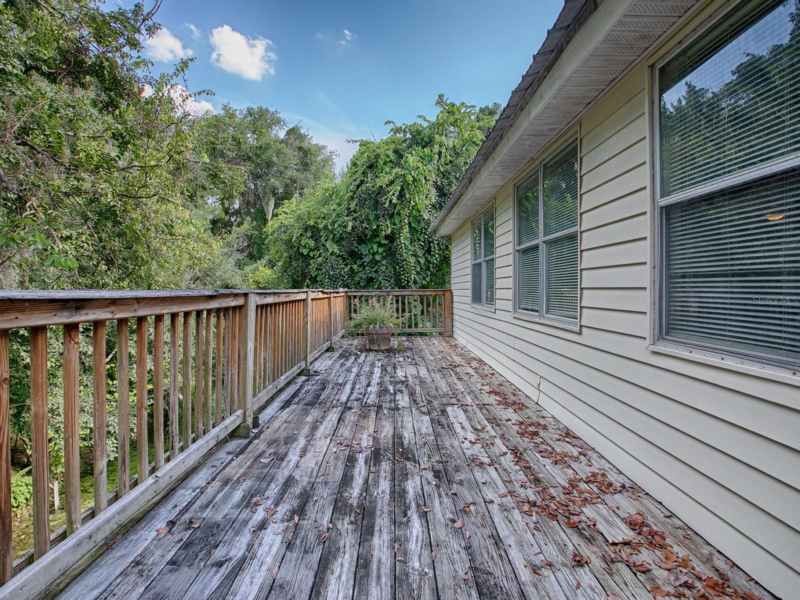 853 Cr 484 Property Photo 22