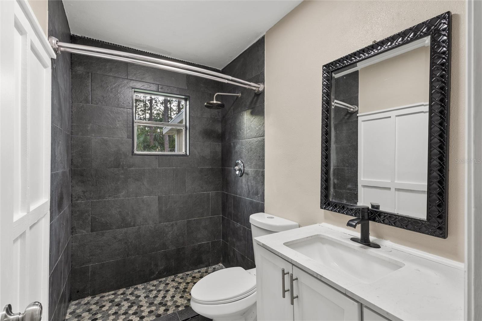 410 Tunis Rd Sw Property Photo 18