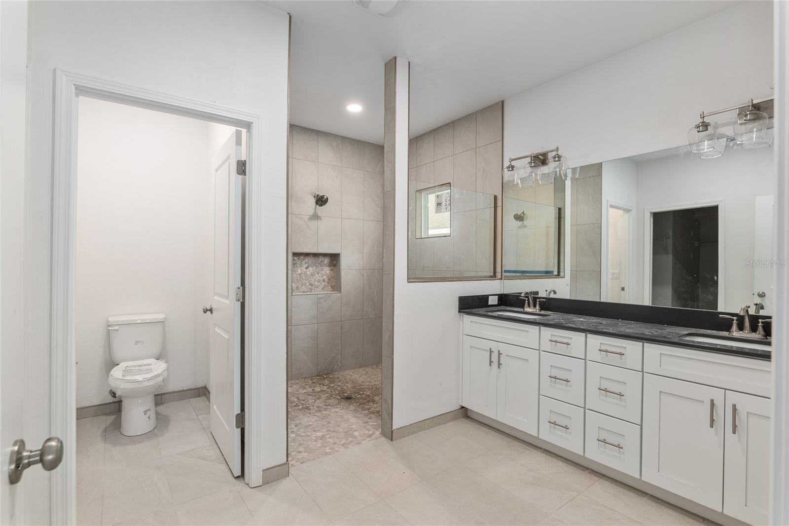 1015 Sw 66th Ter Property Photo 37