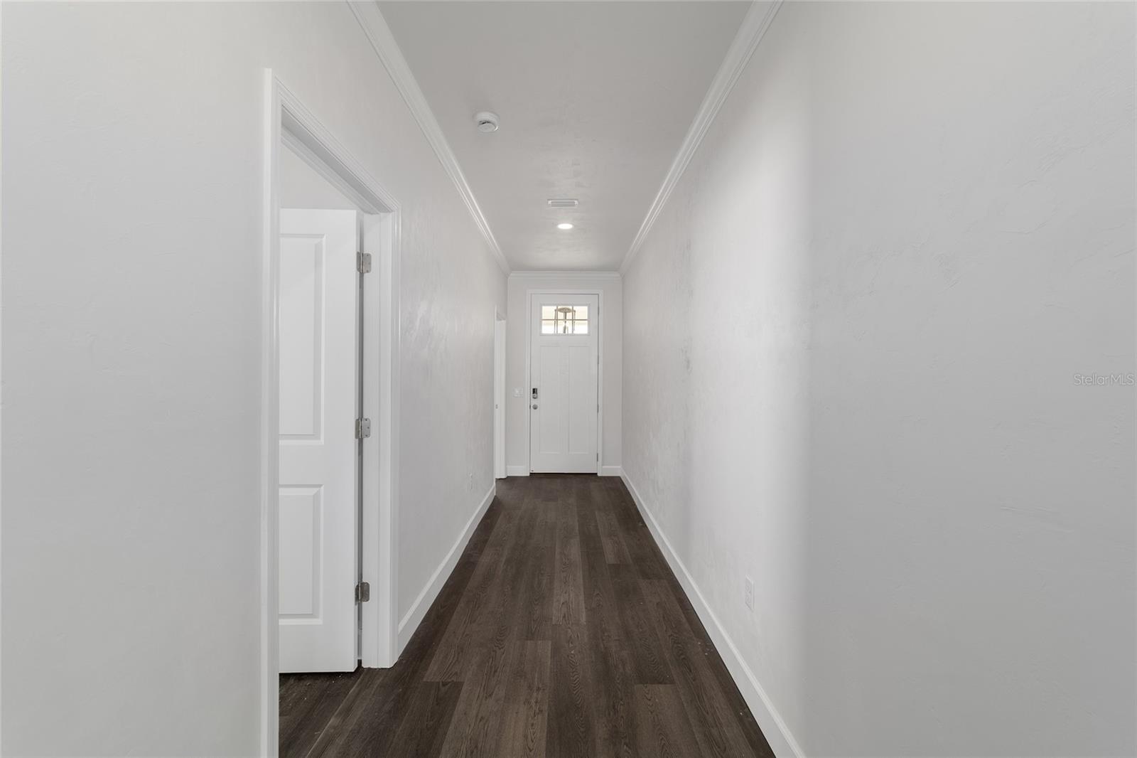 1037 Sw 67th St Property Photo 4