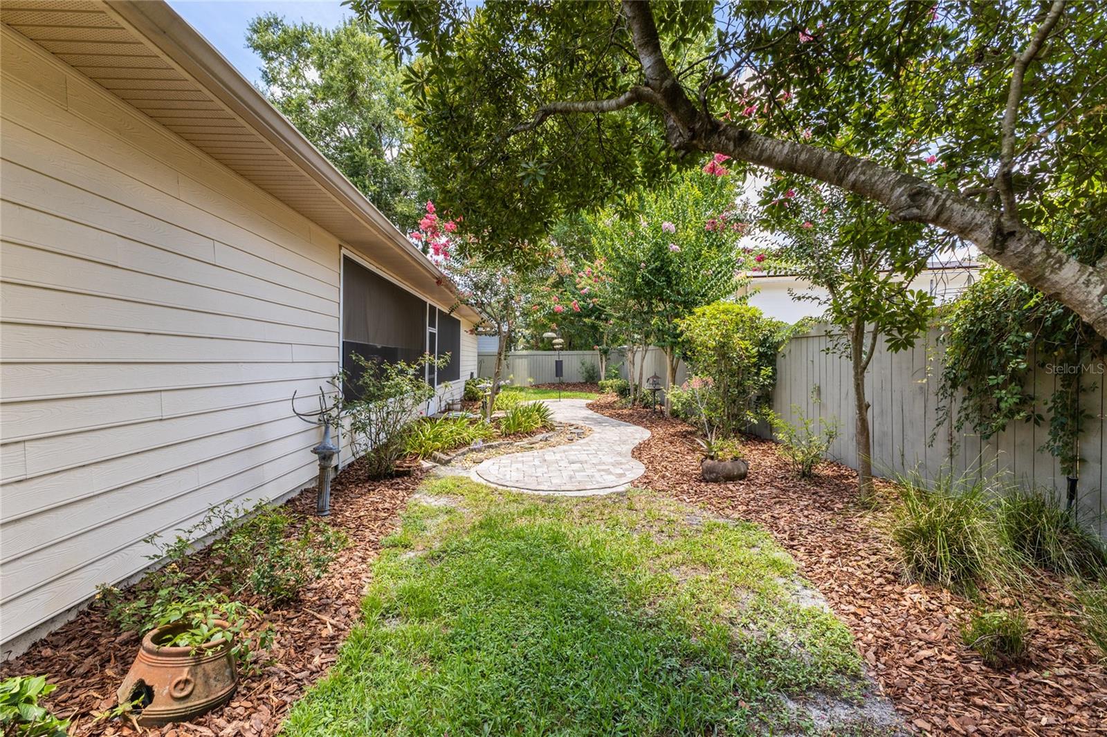 4115 Nw 37th Ter Property Photo 46